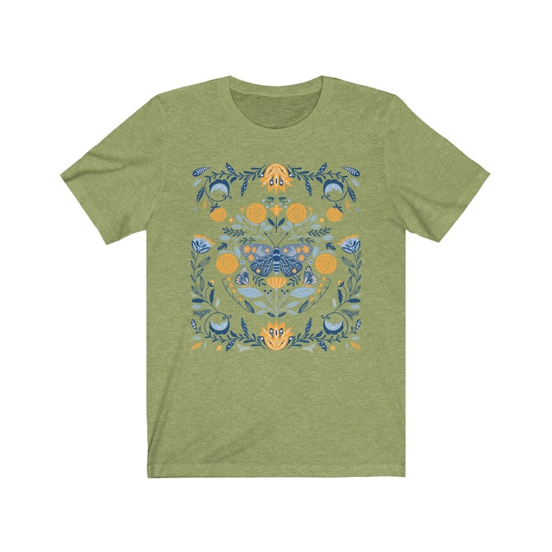 Boho-Shirt. Florales botanisches Shirt