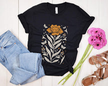 Boho-Wildblumen-T-Shirt. Boho-Blumen-Shirt