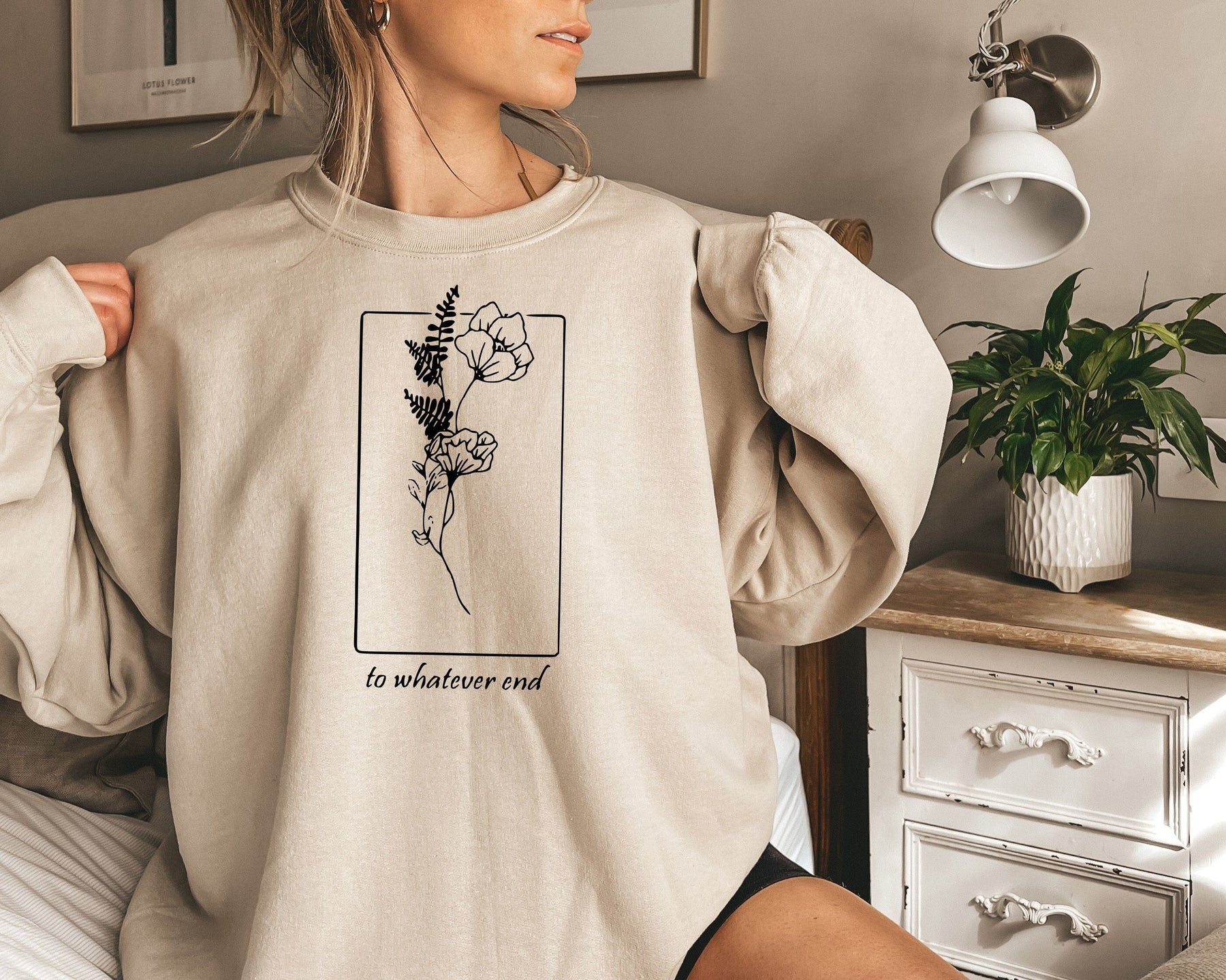 Throne Of Glass Flower Aelin Quote Women's Comfortable Sweatshirt